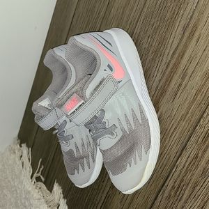 Toddler size 10c Nike